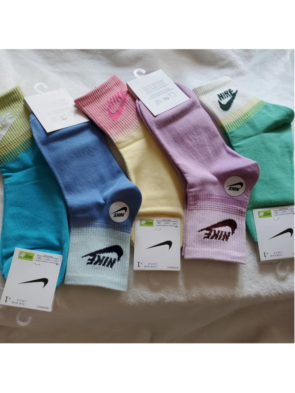 Women's Nike Socks size 7-9 Multicolor Set of 5